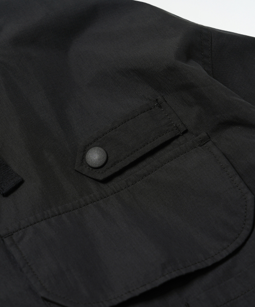 FRIZMWORKS（フリズムワークス）の「WADING HOODED PARKA _ BLACK（その他アウター・メンズ・その他・SMALL/MEDIUM/LARGE/X-LARGE）」の7枚目の写真