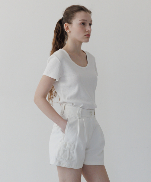 TTUDEMENT(トュードメント)の「PINTUCK SHORTS WHITE(その他パンツ・レディース・その他・SMALL/MEDIUM)」の2枚目の写真