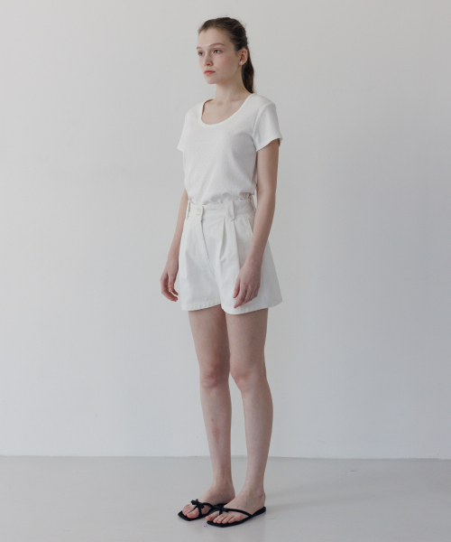 TTUDEMENT(トュードメント)の「PINTUCK SHORTS WHITE(その他パンツ・レディース・その他・SMALL/MEDIUM)」の4枚目の写真