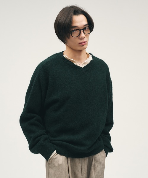 Adoon plain(アドーンプレーン)の「SHALLOW V-NECK WOOL BLEND MELANG KNIT / 浅Vネックウールブレンドメランジニット(ニット/セーター・メンズ・グリーン/ブラウン/ブルー/チャコールグレー・MEDIUM/LARGE)」の14枚目の写真