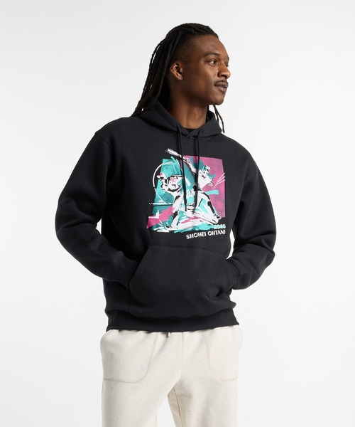 NEW BALANCE(ニューバランス)の「大谷翔平 グラフィックフーディ”Two Swords”(パーカー・メンズ・ブラック/グレー・SMALL/MEDIUM/LARGE/X-LARGE/XX-LARGE)」の1枚目の写真