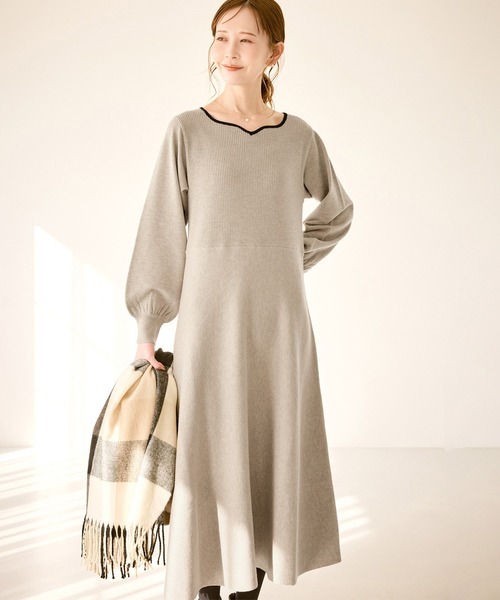 ROPE' PICNIC（ロペピクニック）の「ハートネックニットワンピース（ワンピース・レディース・ベージュ/ブラック・S/M）」の13枚目の写真