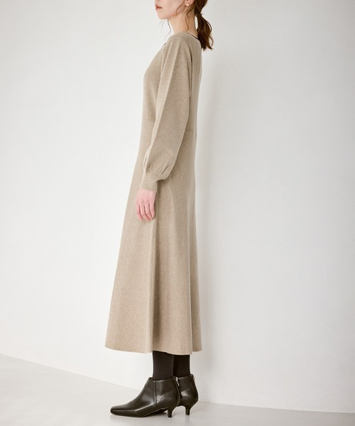 ROPE' PICNIC（ロペピクニック）の「ハートネックニットワンピース（ワンピース・レディース・ベージュ/ブラック・S/M）」の20枚目の写真