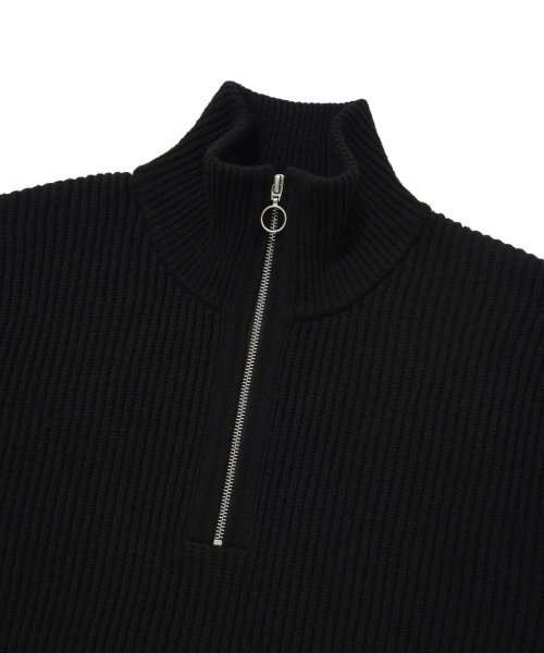 COVERNAT(カバーナット)の「ラムズウール ハーフジップ ニット ブラック(ニット/セーター・レディース・その他・LARGE/SMALL/X-LARGE)」の5枚目の写真