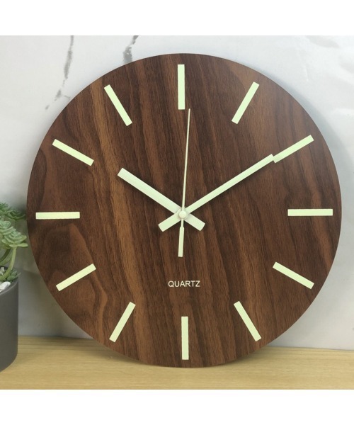 BACKYARD FAMILY（バックヤードファミリー）の「発光 壁時計 pmyh52（掛け時計・レディース・B/H/J/F/G/I/C/E/A/D・FREE）」の5枚目の写真