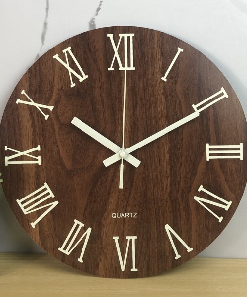 BACKYARD FAMILY（バックヤードファミリー）の「発光 壁時計 pmyh52（掛け時計・レディース・B/H/J/F/G/I/C/E/A/D・FREE）」の11枚目の写真