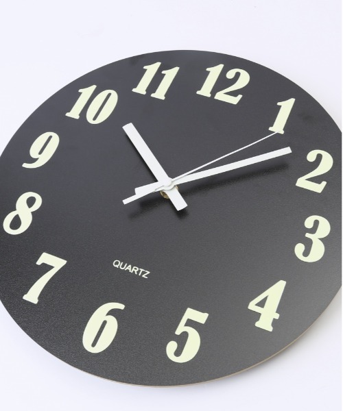 BACKYARD FAMILY（バックヤードファミリー）の「発光 壁時計 pmyh52（掛け時計・レディース・B/H/J/F/G/I/C/E/A/D・FREE）」の13枚目の写真