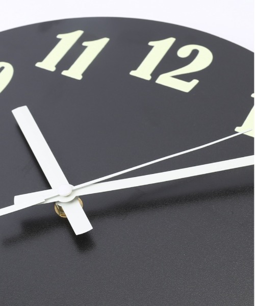 BACKYARD FAMILY（バックヤードファミリー）の「発光 壁時計 pmyh52（掛け時計・レディース・B/H/J/F/G/I/C/E/A/D・FREE）」の14枚目の写真