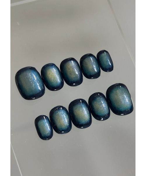 tone(トーン)の「【butter up】青の中心ネイルチップ(MA)(ネイルシール/ネイルチップ・レディース・ブルー・M/S/L)」の2枚目の写真