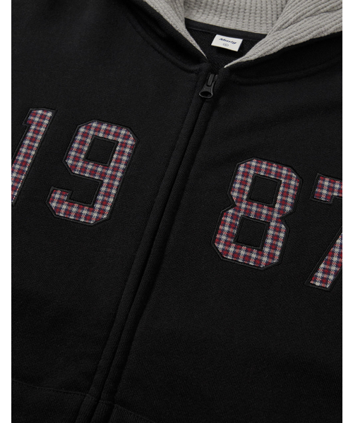 MMLG（エムエムエルジー）の「[Mmlg] CHECK LOGO HOOD ZIP UP (EVERY BLACK)（パーカー・レディース・その他・SMALL/MEDIUM/LARGE/X-LARGE）」の4枚目の写真