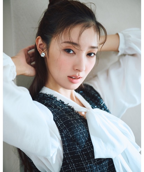 CELFORD(セルフォード)の「フレアペプラムツイードジレ(その他アウター・レディース・アイボリー・F)」の3枚目の写真
