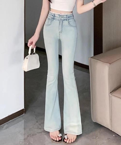 Mejoul（メジュール）の「【2026春夏新作】美シルエット レースデザインハイウエストフレアデニムパンツ（デニムパンツ・レディース・ブルー・M/L）」の2枚目の写真