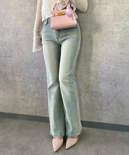 Mejoul（メジュール）の「【2026春夏新作】美シルエット レースデザインハイウエストフレアデニムパンツ（デニムパンツ・レディース・ブルー・M/L）」の15枚目の写真