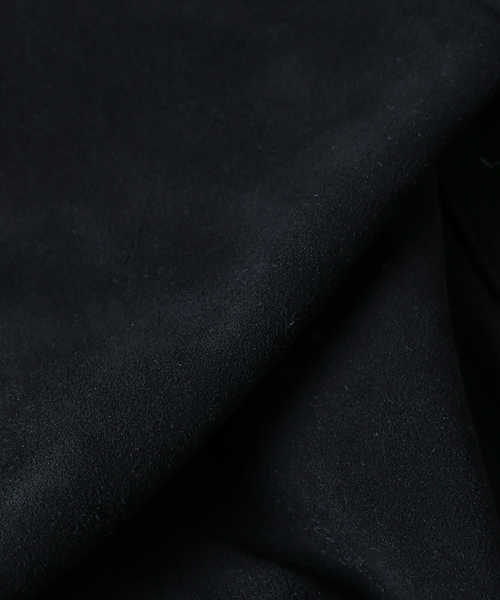 Levi's（リーバイス）の「Levi’s(R) / リーバイス(R) 別注 TYPE１スエード トラッカージャケット（ライダースジャケット・メンズ・ブラック・X-LARGE/LARGE/MEDIUM/SMALL）」の2枚目の写真