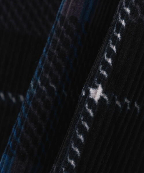 Alpha Industries（アルファインダストリーズ）の「Alpha Industries/アルファインダストリーズ/UNFRM FLANNEL SHIRT/ユニフォーム フランネル シャツ（シャツ/ブラウス・メンズ・ブラック/オリーブ系・L/M/XL）」の5枚目の写真