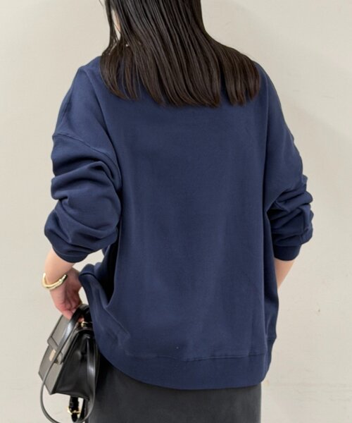 LOUNGEDRESS（ラウンジドレス）の「2WAYロゴプルオーバー（スウェット・レディース・ネイビー/ベージュ/オフホワイト・FREE）」の6枚目の写真