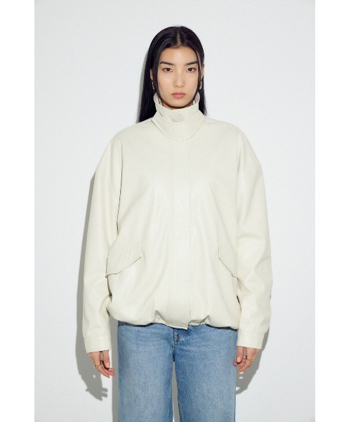 AZUL by moussy(アズールバイマウジー)の「【身長/骨格別着用画像あり】フェイクレザーミドルブルゾン 冬服 秋服 ライダース フェイクレザージャケット(ブルゾン・レディース・アイボリー/ブラック/ブラウン・FREE)」の6枚目の写真