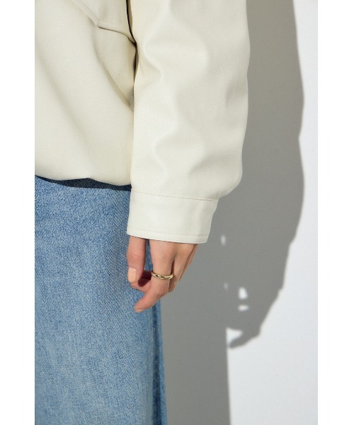 AZUL by moussy(アズールバイマウジー)の「【身長/骨格別着用画像あり】フェイクレザーミドルブルゾン 冬服 秋服 ライダース フェイクレザージャケット(ブルゾン・レディース・アイボリー/ブラック/ブラウン・FREE)」の11枚目の写真