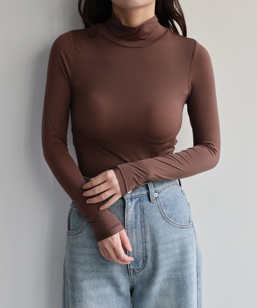 ap retro(アプレトロ)の「【ap retro basic】カップ付きハイネックヒートフィットインナー(Tシャツ/カットソー・レディース・ベージュ/ホワイト/ブラウン/ブラック・LARGE/MEDIUM/X-LARGE)」の14枚目の写真