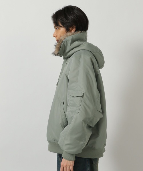 LAKOLE(ラコレ)の「N2Bブルゾン / 634756(ブルゾン・メンズ・ブラック/カーキ・LARGE/MEDIUM)」の3枚目の写真
