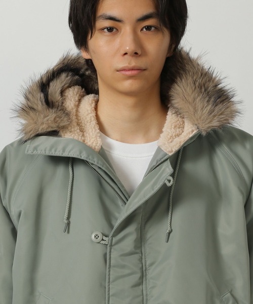 LAKOLE(ラコレ)の「N2Bブルゾン / 634756(ブルゾン・メンズ・ブラック/カーキ・LARGE/MEDIUM)」の5枚目の写真