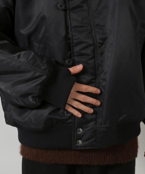 LAKOLE(ラコレ)の「N2Bブルゾン / 634756(ブルゾン・メンズ・ブラック/カーキ・LARGE/MEDIUM)」の14枚目の写真
