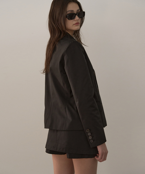 SIGREAT(シグレート)の「コットンスリムダブルジャケット(テーラードジャケット・レディース・ブラック・SMALL/MEDIUM)」の4枚目の写真