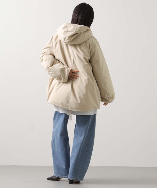 Gready Brilliant（グレディブリリアン）の「タフタフードダウン（ダウンジャケット/コート・レディース・ブラック/ライトベージュ・FREE）」の13枚目の写真