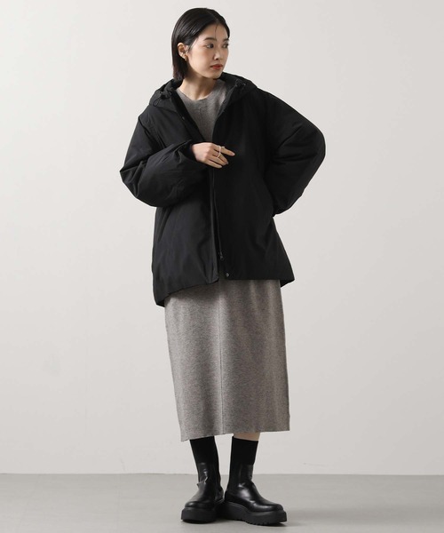 Gready Brilliant（グレディブリリアン）の「タフタフードダウン（ダウンジャケット/コート・レディース・ブラック/ライトベージュ・FREE）」の6枚目の写真