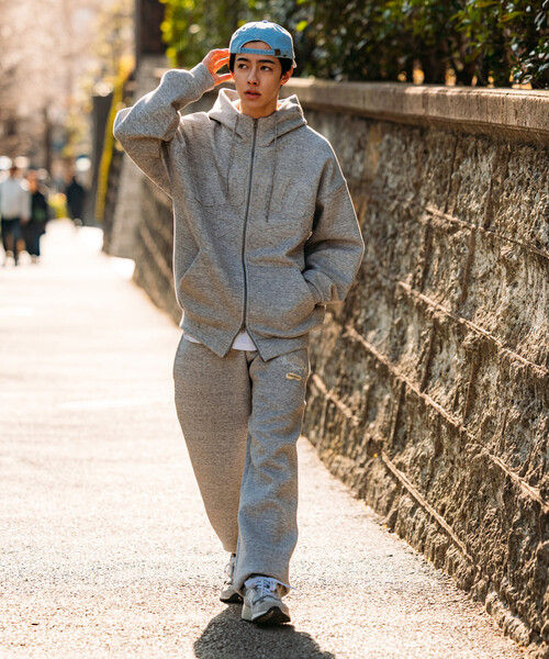 NAUTICA（ノーティカ）の「Reebok×NAUTICA/リーボック×ノーティカ 【Exclusive】ダブルネーム アーチロゴ ダンボール ジップアップ スウェットフーディ/ジップパーカー（パーカー・メンズ・チャコールグレー/ブラック/ブラウン/ネイビー・X-LARGE/LARGE/MEDIUM）」の7枚目の写真