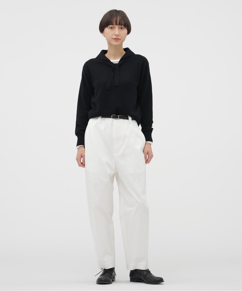MARGARET HOWELL(マーガレットハウエル)の「FINE WOOL KNITWEAR(ニット/セーター・レディース・ブルー系その他2/ブラック・2)」の3枚目の写真