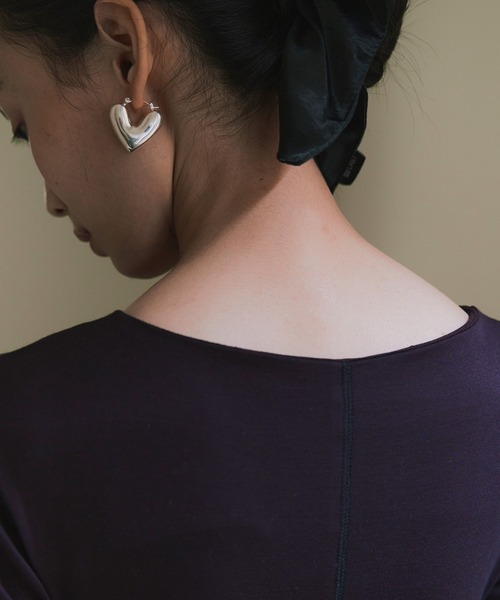 kiehtova(キエトヴァ)の「【kiehtova】CONTRAST STITCH BODY SUIT/コントラストステッチボディスーツ KTWR57(Tシャツ/カットソー・レディース・ブラック/ダークパープル/ベージュ・FREE)」の4枚目の写真