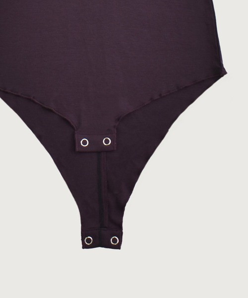 kiehtova(キエトヴァ)の「【kiehtova】CONTRAST STITCH BODY SUIT/コントラストステッチボディスーツ KTWR57(Tシャツ/カットソー・レディース・ブラック/ダークパープル/ベージュ・FREE)」の7枚目の写真