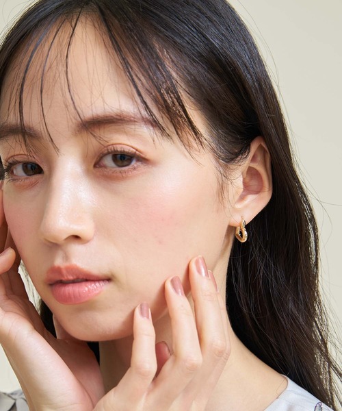 NOELA（ノエラ）の「ハートフープピアス（ピアス（両耳用）・レディース・シルバー/ゴールド・フリー）」の2枚目の写真