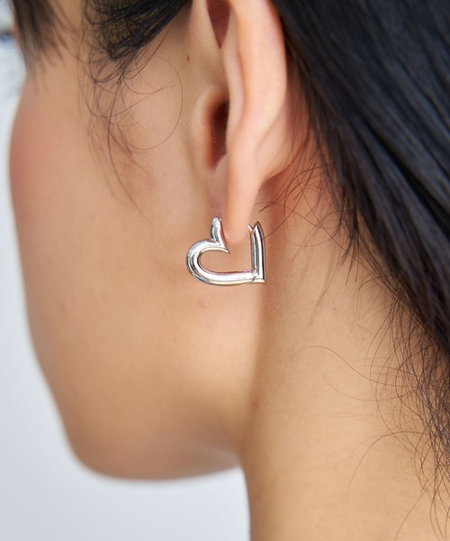 NOELA（ノエラ）の「ハートフープピアス（ピアス（両耳用）・レディース・シルバー/ゴールド・フリー）」の4枚目の写真