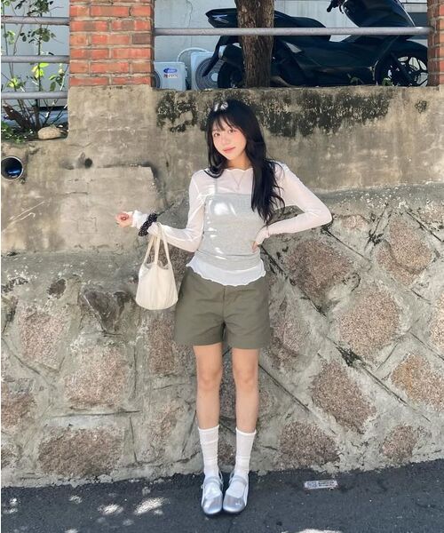 MONGDOL（モンドル）の「[4カラー] リブコットンストリングスリーブレス MDTS057（Tシャツ/カットソー・レディース・ライトグレー/ホワイト/ベージュ/ブラック・MEDIUM/SMALL）」の5枚目の写真