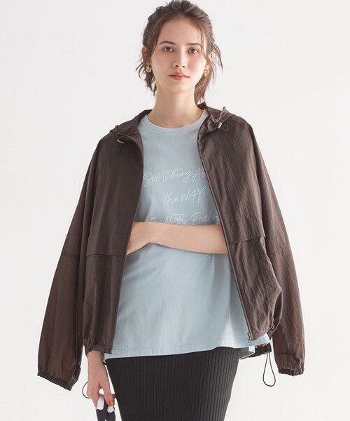 23区 L(ニジュウサンクオオキイサイズ)の「ヴィンテージライク ロゴ Tシャツ(Tシャツ/カットソー・レディース・ホワイト系/グレー系/ベージュ系/サックスブルー系・46/44)」の4枚目の写真