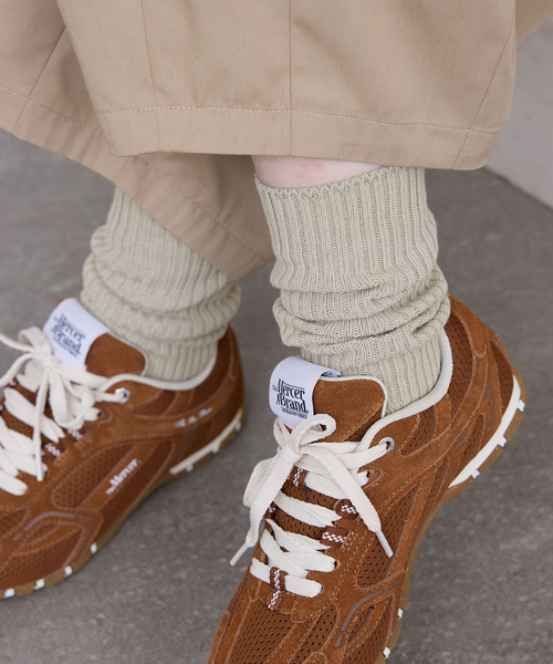 SLOBE IENA（スローブイエナ）の「《単品/追加》ルーズリブソックス（ソックス/靴下・レディース・ライトグレー/ピンク系その他/カーキ/イエロー・FREE）」の2枚目の写真