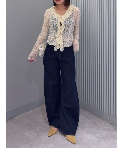 MOUSSY(マウジー)の「【26年SS新作】LACE RUFFLE トップス(シャツ/ブラウス・レディース・オフホワイト/ライトイエロー/ブルー/ブラック・FREE)」の18枚目の写真