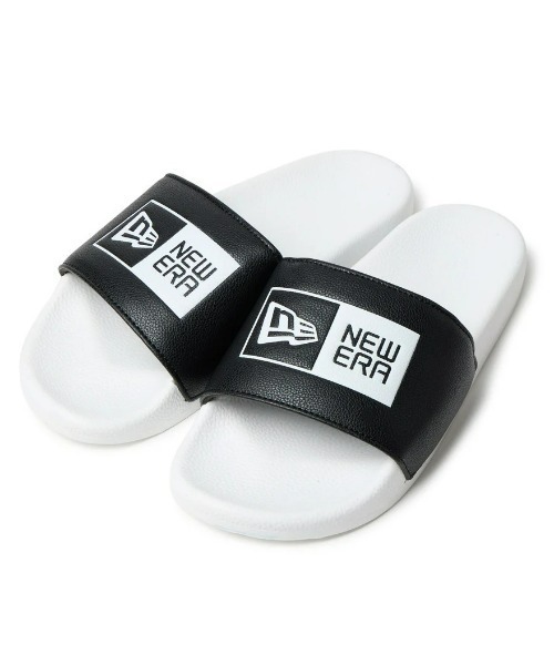 NEW ERA(ニューエラ)の「【NEW ERA】 シャワ ーサンダル ボックスロゴ ブラック/ホワイトSLIDE SLIDE FLAG BLK WHITE(サンダル・メンズ・ブラック×ホワイト・10/9/8)」の1枚目の写真