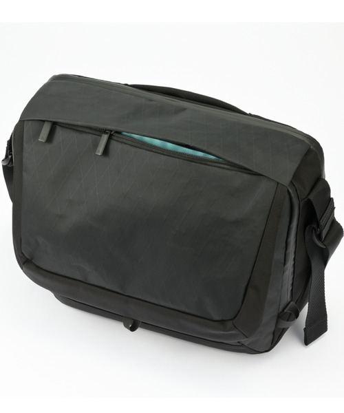 ace.（エース）の「ショルダーバッグ ラグレンティスクロスX 16L A4サイズ 13.3インチPC 高強度 20067（ショルダーバッグ・メンズ・ブラック・FREE）」の3枚目の写真