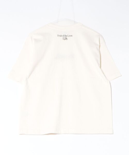 FRUIT OF THE LOOM(フルーツオブザルーム)の「【FRUIT OF THE LOOM】FTL x PEANUTS16/-OE 天竺T シャツ1 / スヌーピーロゴ 半袖Tシャツ(Tシャツ/カットソー・メンズ・アイボリー/チャコールグレー・M/S/L)」の11枚目の写真