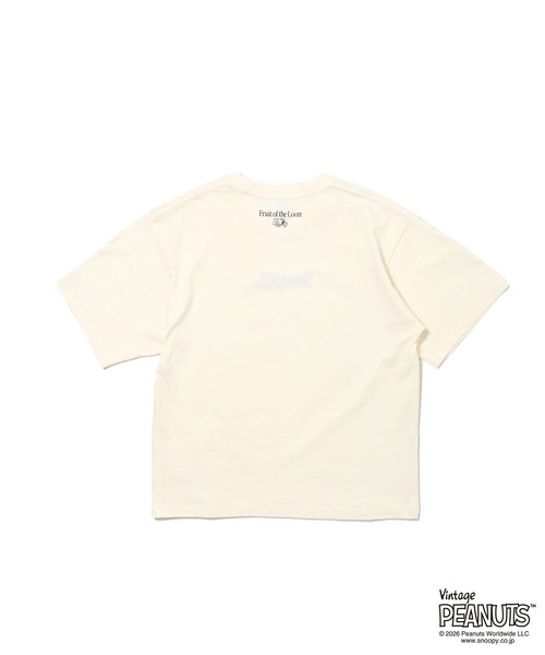 FRUIT OF THE LOOM(フルーツオブザルーム)の「【FRUIT OF THE LOOM】FTL x PEANUTS16/-OE 天竺T シャツ1 / スヌーピーロゴ 半袖Tシャツ(Tシャツ/カットソー・メンズ・アイボリー/チャコールグレー・M/S/L)」の3枚目の写真