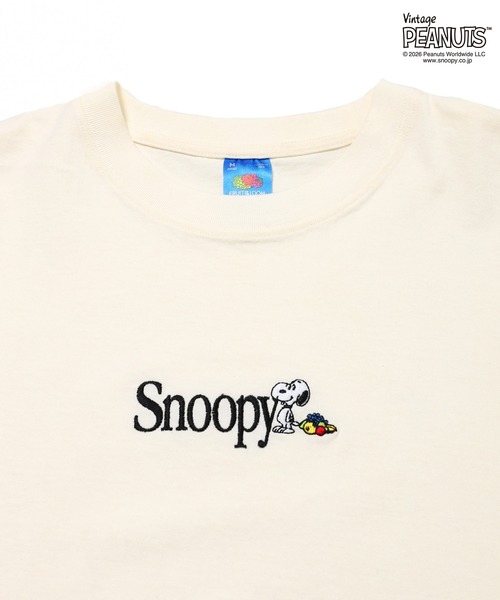 FRUIT OF THE LOOM(フルーツオブザルーム)の「【FRUIT OF THE LOOM】FTL x PEANUTS16/-OE 天竺T シャツ1 / スヌーピーロゴ 半袖Tシャツ(Tシャツ/カットソー・メンズ・アイボリー/チャコールグレー・M/S/L)」の4枚目の写真
