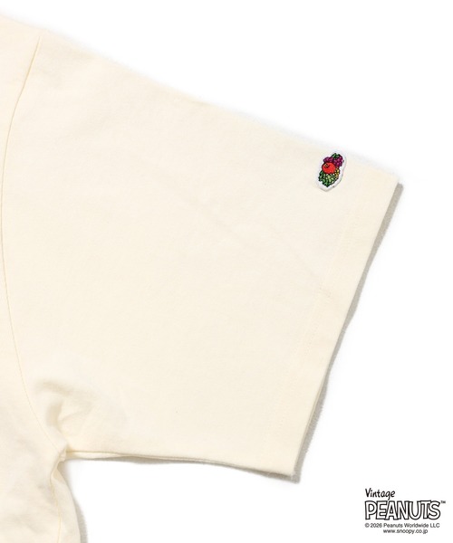 FRUIT OF THE LOOM(フルーツオブザルーム)の「【FRUIT OF THE LOOM】FTL x PEANUTS16/-OE 天竺T シャツ1 / スヌーピーロゴ 半袖Tシャツ(Tシャツ/カットソー・メンズ・アイボリー/チャコールグレー・M/S/L)」の5枚目の写真