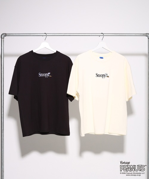 FRUIT OF THE LOOM(フルーツオブザルーム)の「【FRUIT OF THE LOOM】FTL x PEANUTS16/-OE 天竺T シャツ1 / スヌーピーロゴ 半袖Tシャツ(Tシャツ/カットソー・メンズ・アイボリー/チャコールグレー・M/S/L)」の10枚目の写真
