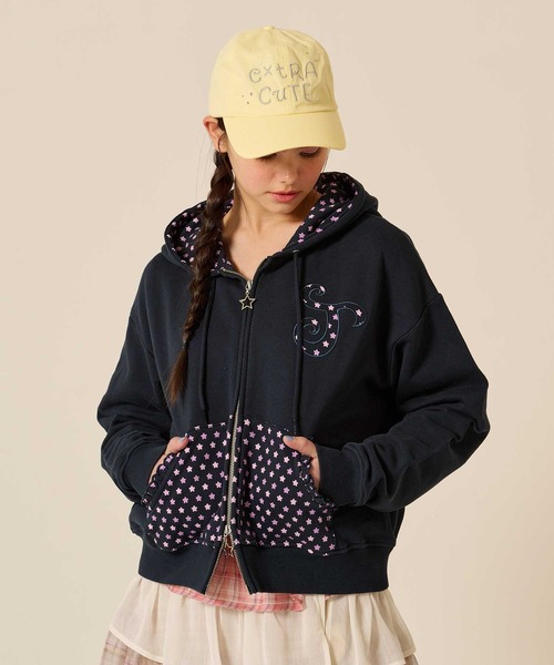 TINA：JOJUN（ティーナジョジュン）の「フロントジップ スタープリント パーカー TINA：JOJUN（パーカー・レディース・アイボリー/ネイビー・M）」の13枚目の写真