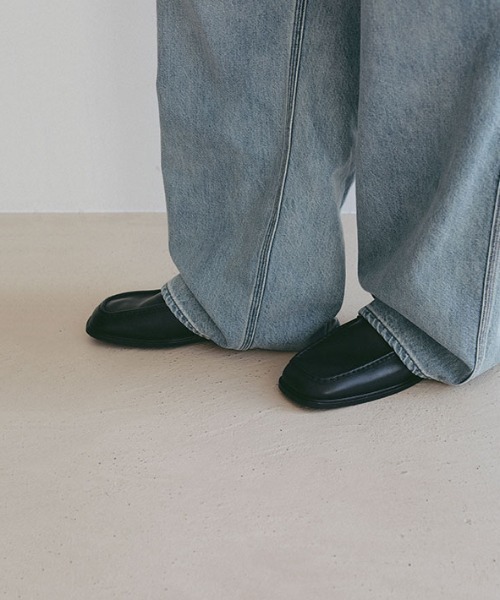 ETRE TOKYO（エトレトウキョウ）の「ソフトレザースクエアローファー（ローファー・レディース・ブラック/ブラウン/ベージュ・38/37/36）」の8枚目の写真