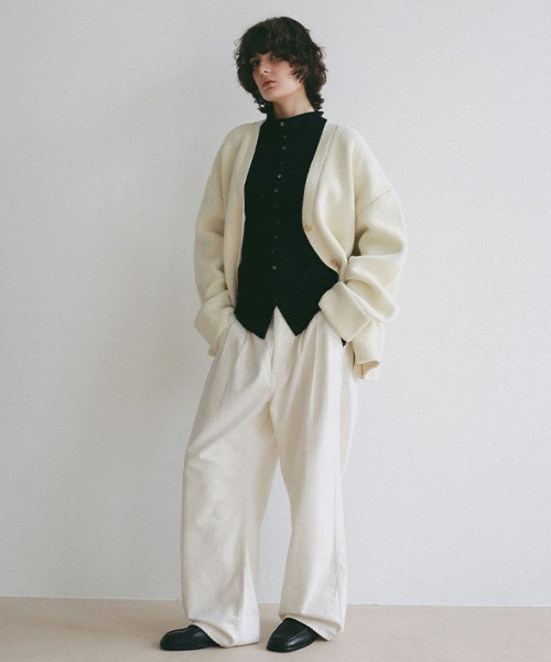 ETRE TOKYO（エトレトウキョウ）の「ソフトレザースクエアローファー（ローファー・レディース・ブラック/ブラウン/ベージュ・38/37/36）」の12枚目の写真