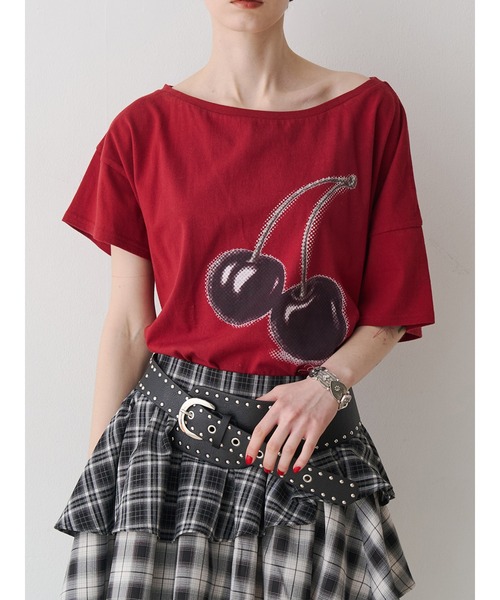 jouetie(ジュエティ)の「チェリーワンショルルーズTシャツ(Tシャツ/カットソー・レディース・ブラック/レッド/オフホワイト・MEDIUM)」の6枚目の写真
